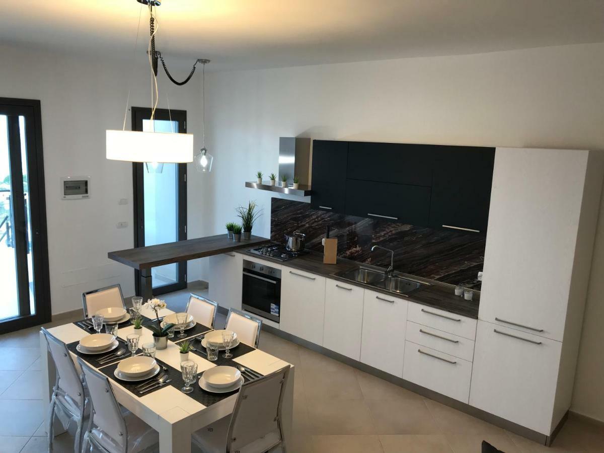 Red Luxury In Borgo Guardiola Near Cefalu Mandra Capreria Luaran gambar