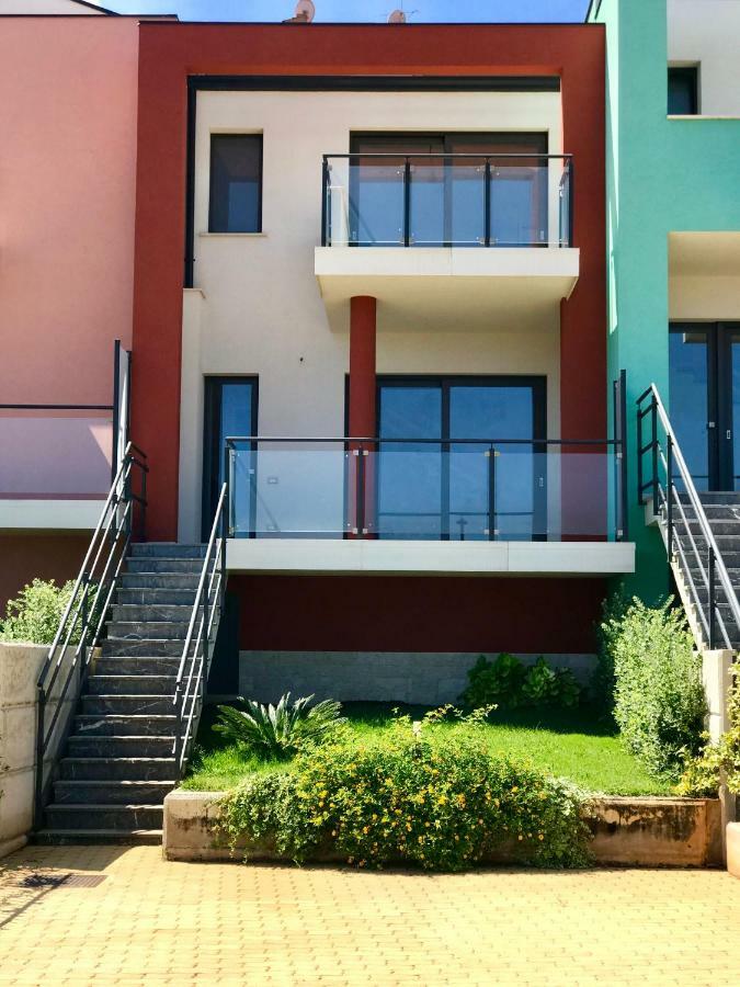 Red Luxury In Borgo Guardiola Near Cefalu Mandra Capreria Luaran gambar
