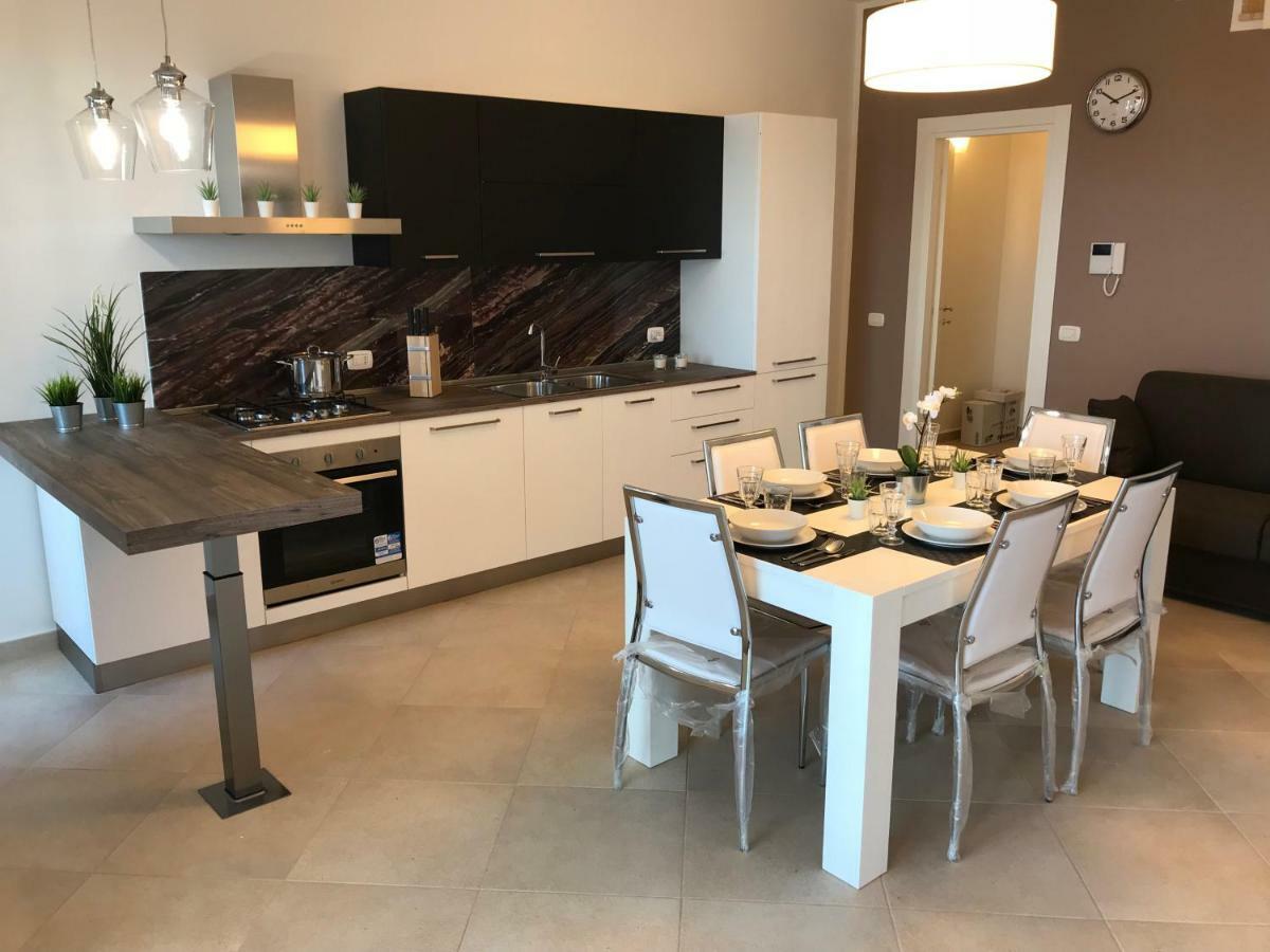 Red Luxury In Borgo Guardiola Near Cefalu Mandra Capreria Luaran gambar