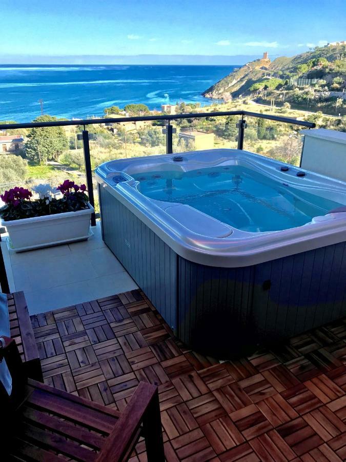 Red Luxury In Borgo Guardiola Near Cefalu Mandra Capreria Luaran gambar